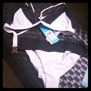 NWT Beach Bunny Black and White Bottom L.